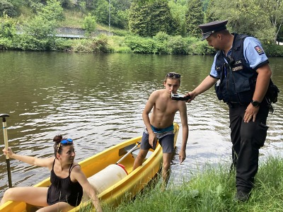 Opatření Bezpečně u vody 2024 zahájili policisté na Malé Skále