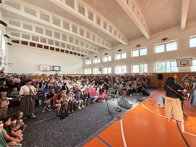 Žižkovka přivítala na školním jarmarku více než 1200 návštěvníků!