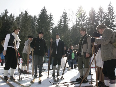 Vrchlabští skiáci zvou na jarmark a závody postaru