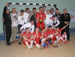 Pohár UEFS v Bulharsku, jilemničtí sáloví fotbalisté (v bílém) spolu s vítězi turnaje