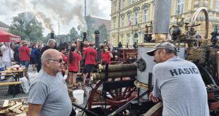 Semilská parní stříkačka obhájila v Opočně zlato